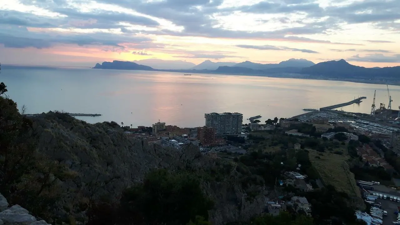 Duchi Lägenhet Palermo Italien